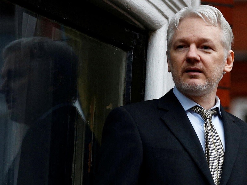 julian Julian Assange