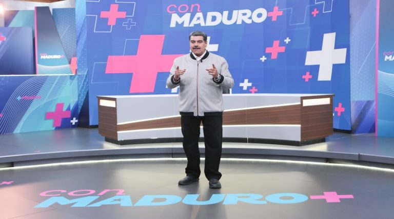 Maduro: En familia y unidad preparémonos para un nuevo año de victorias Maduro: En familia y unidad preparémonos para un nuevo año de victorias