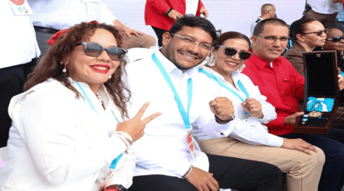 Pdte. Maduro agradece a Honduras por honorable distinción recibida