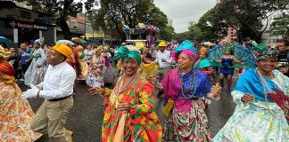 Carnavales Felices 2024