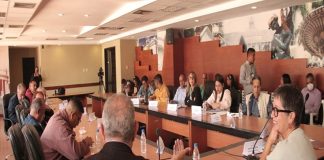 Transmisión de lenguaje de señas