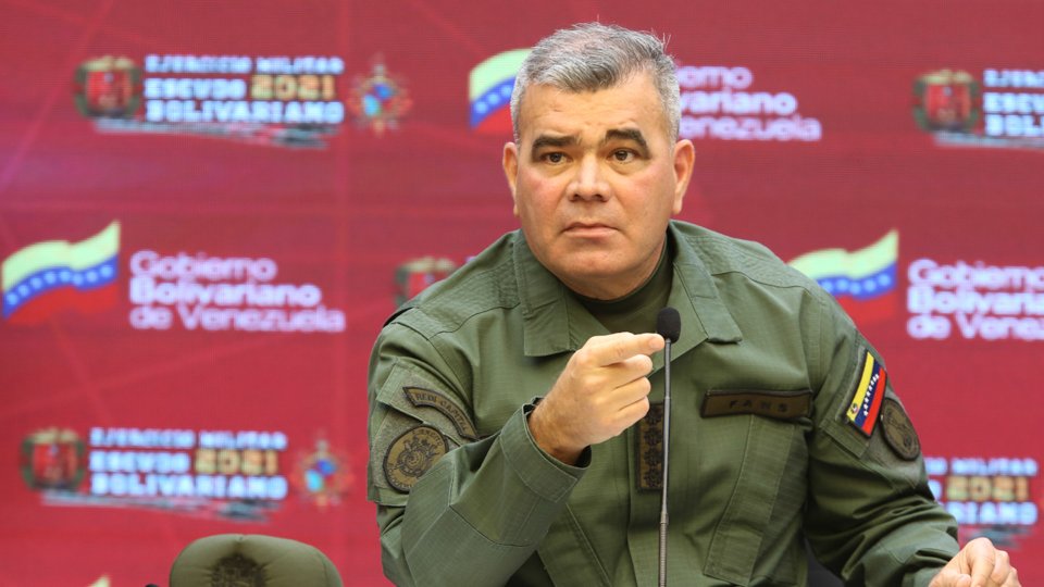 j0o_DV_A Padrino López