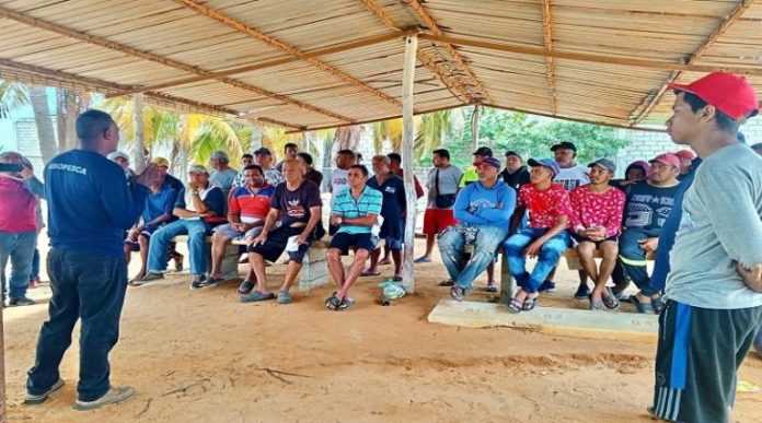 Pescadores debatieron las 7T en el área productiva Pescadores debatieron las 7T en el área productiva
