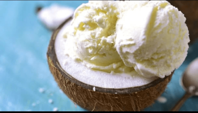helado cremoso de coco