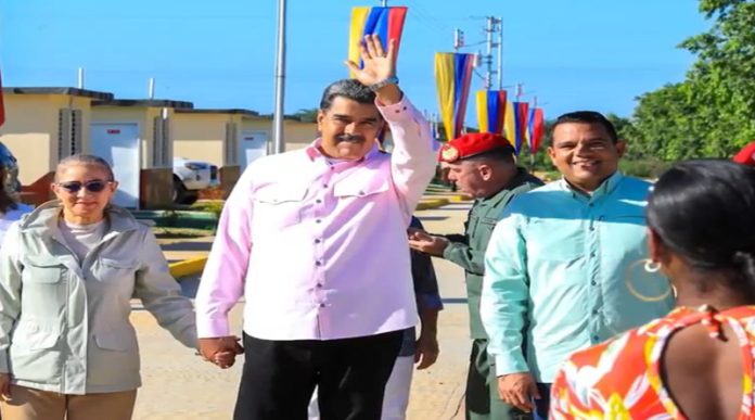 Jefe de Estado inaugura en Coro primera de las 70 obras por Chávez