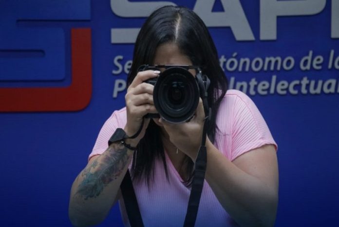 Concurso de Fotografía “Gran Mujer Venezolana”