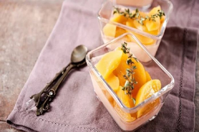 gelatina de yogur de durazno