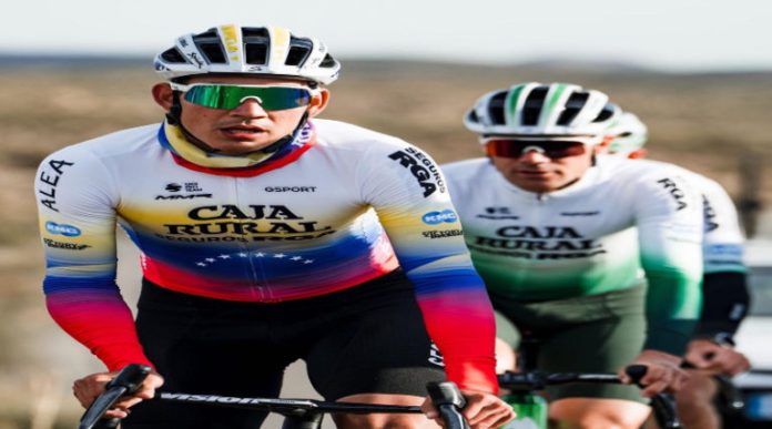 Ciclista criollo Osluis Aular logra buen tiempo en Vuelta a Cataluña