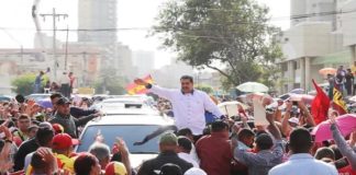 Pueblo marabino recibe al presidente Maduro