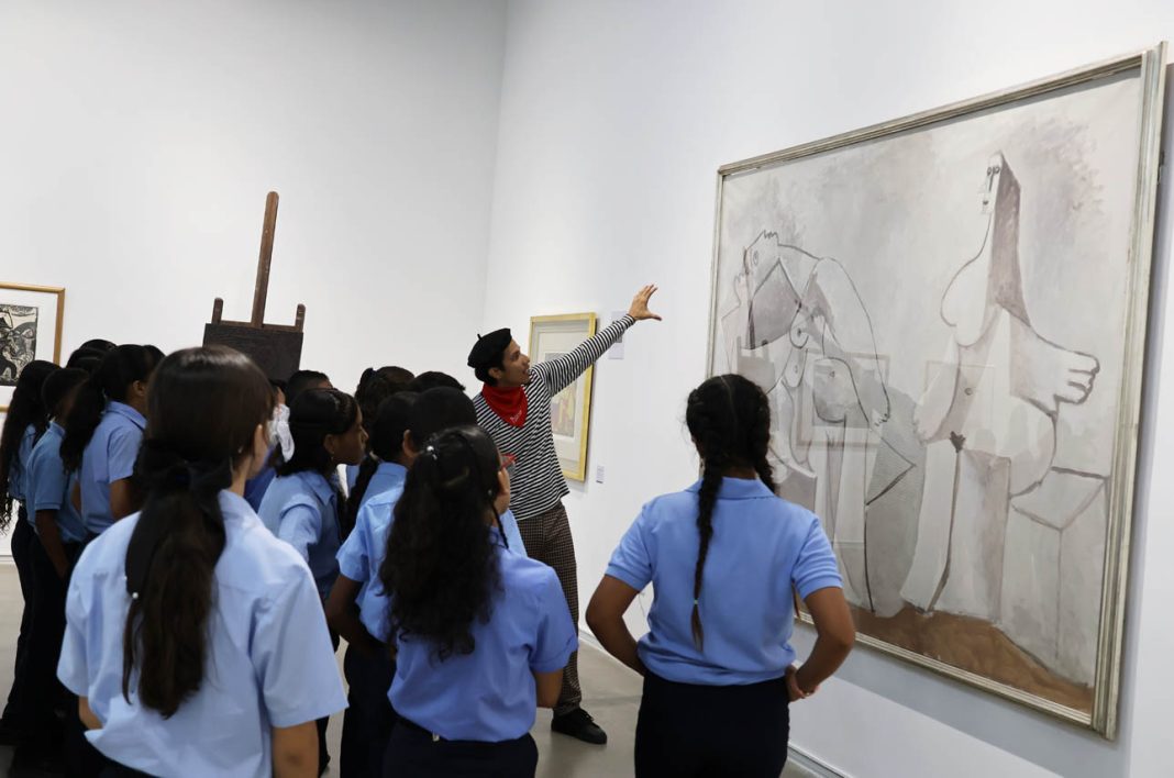 Museo de la Cultura de Valencia-exposición Picasso-colegios carabobeños, estudiantes