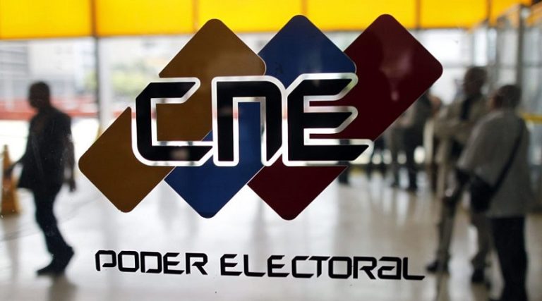 cne-evaluo-en-reunion-mixta-varios-aspectos-junto-a-la-cnp-para-las-primarias-12204-768x427 CNE simulacro de votación