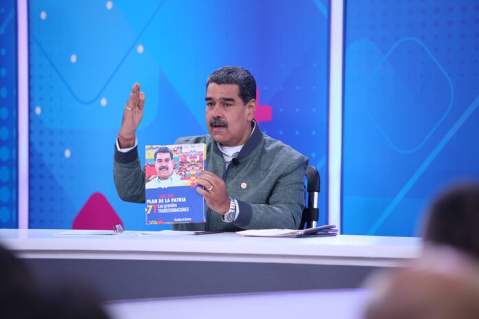 Maduro: Soy el único candidato que entregó plan de trabajo ante el CNE Maduro: Soy el único candidato que entregó plan de trabajo ante el CNE