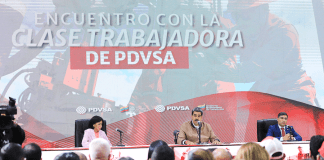 Presidente Maduro firma acta de independencia petrolera