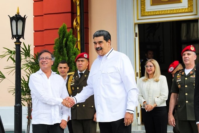 ptre Gustavo Petro