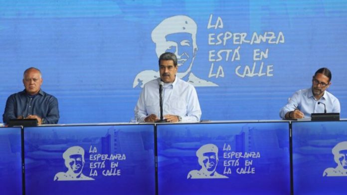 Maduro sostuvo reunión con autoridades del Estado en el marco del 1×10 Maduro sostuvo reunión con autoridades del Estado en el marco del 1×10