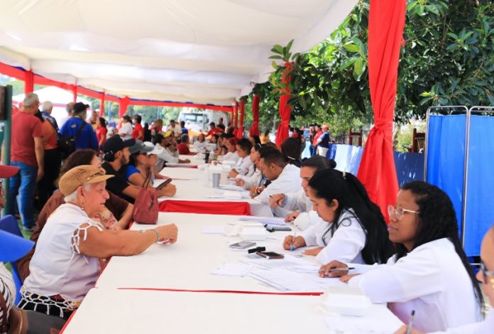 Círculos de Abuelos y Abuelas