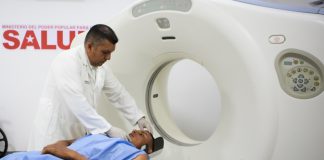 Maduro inaugura sala de imagenología y tratamiento oncológico en Amazonas