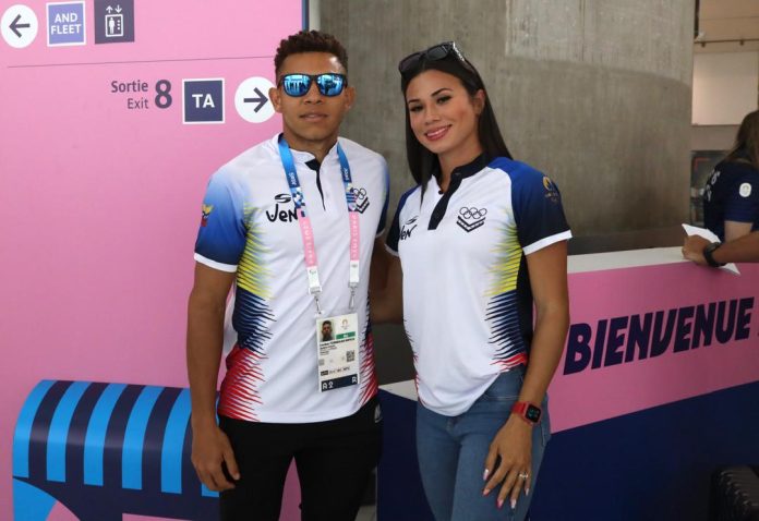 WhatsApp-Image-2024-07-25-at-8.25.20-AM-2 Yoveinny Mota y Leodan Torrealba