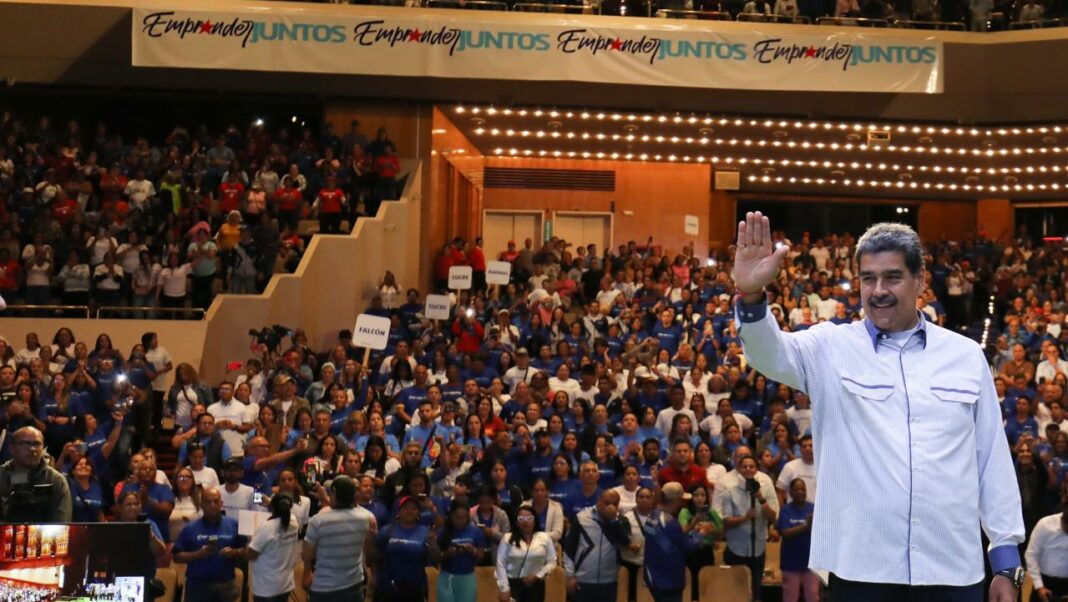 Maduro: “Los emprendedores cuentan con el apoyo de la industria nacional” Maduro: “Los emprendedores cuentan con el apoyo de la industria nacional”