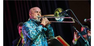 jimmy_bosch_Blue_Curtain-descargas-trombón