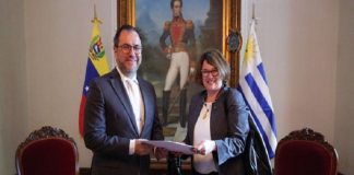 nueva embajadora de Uruguay