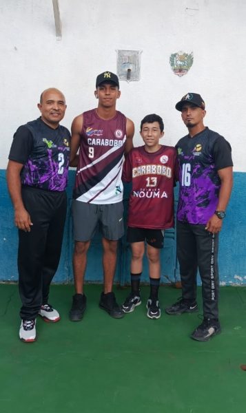 Escuela de Voleibol Lirio de los Valles