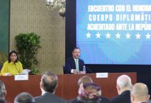 Vicepresidenta Rodríguez reiteró que actas mostradas por la derecha son falsas