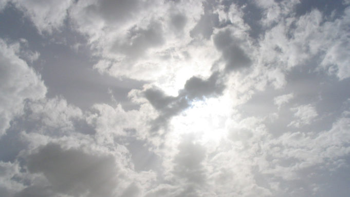 cielo-nublado-clima-pronostico Parcialmente nublado