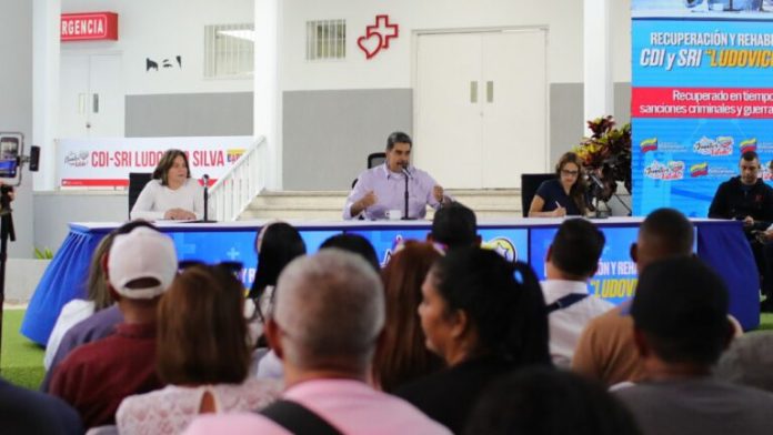 Maduro a MCM: Destruyeron 20 estatuas de Chavéz