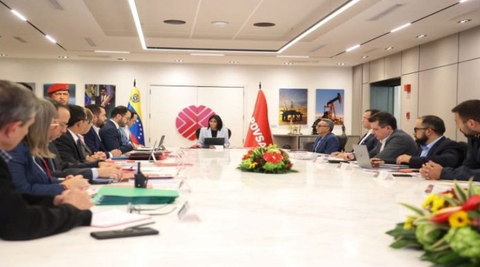 revisan políticas