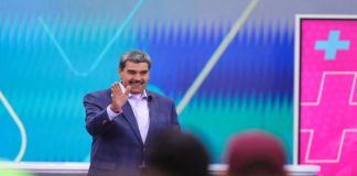 Maduro decreta navidades