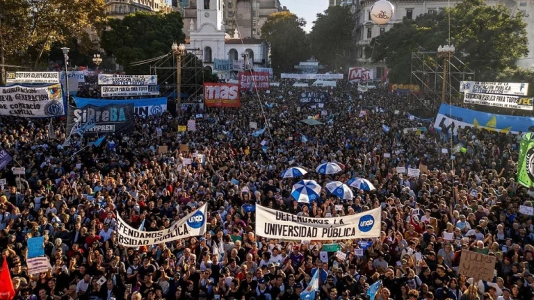 Argentina-universidad-protestas-Milei