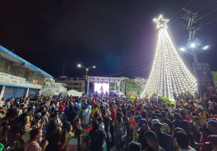 Gran-Inicio navideño Puerto Cabello