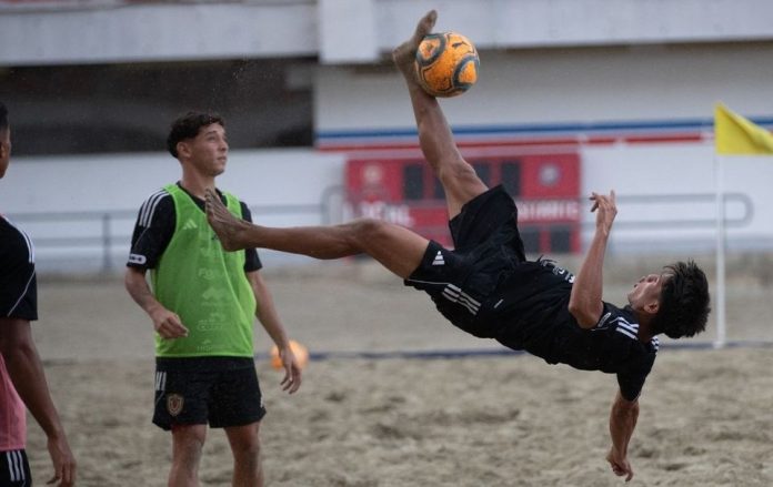 Las selecciones nacionales de fútbol playa