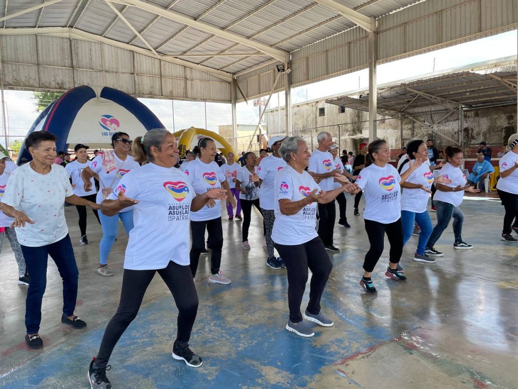 Adultos mayores de Los Guayos