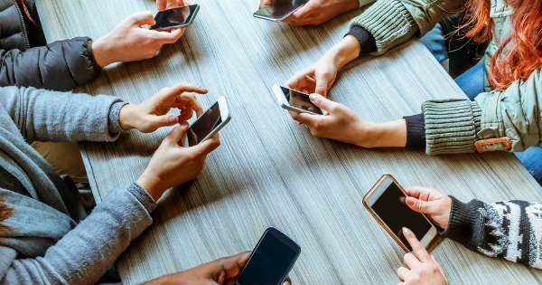 adiccion OMS - legislación - smartphones