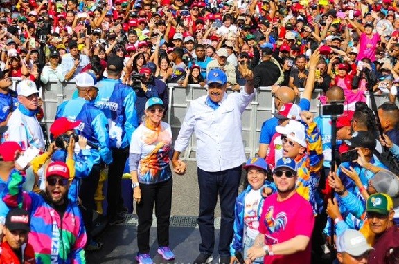 Maduro - Pueblo Maduro - Pueblo