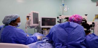 implantes cocleares en la CHET