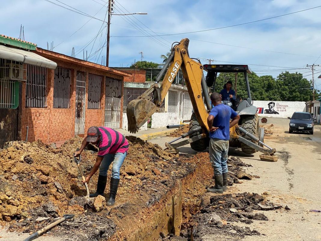 tubería de aguas servidas