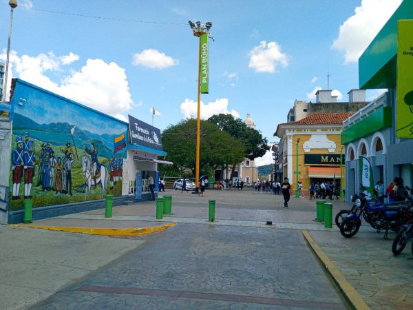 Calle Colombia (Vestigios del Pasado))
