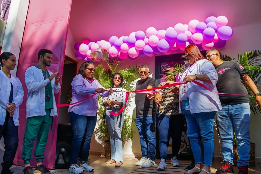 Alcaldesa Ana González activó nueva unidad rosa para la atención de embarazadas en el ambulatorio rehabilitado de Brisas de Carabobo (3) (1) Ambulatorio de Brisas de Carabobo