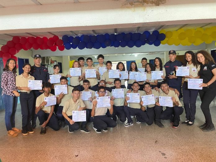 Certificados 1ra Brigada de Emergencia Industrial Juvenil (1) (1) Brigadistas de Emergencia Industrial Juvenil