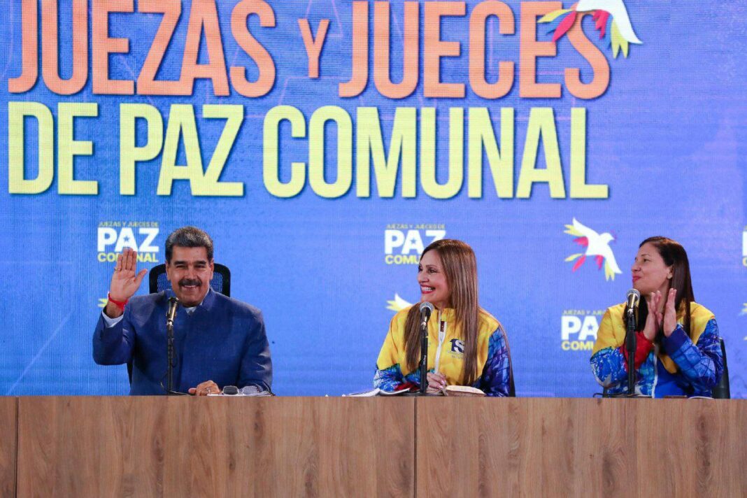 Maduro: El 2025 será una fiesta de democracia y participación permanente Maduro: El 2025 será una fiesta de democracia y participación permanente
