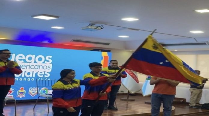 Delegación venezolana abanderada para participar en Suramericanos Escolares