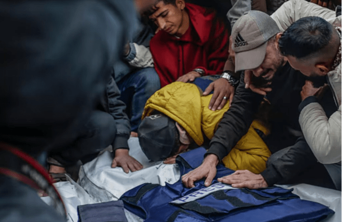 Cinco periodistas mueren por un ataque israelí en Gaza