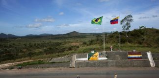 Bolívar cierra frontera con Brasil