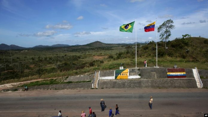 Bolívar cierra frontera con Brasil