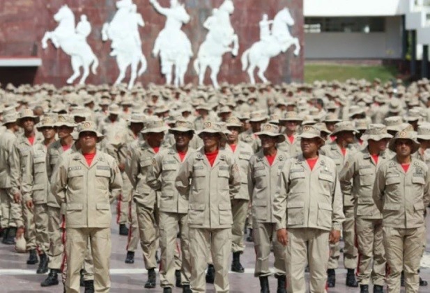 Combatientes de la Milicia Combatientes de la Milicia