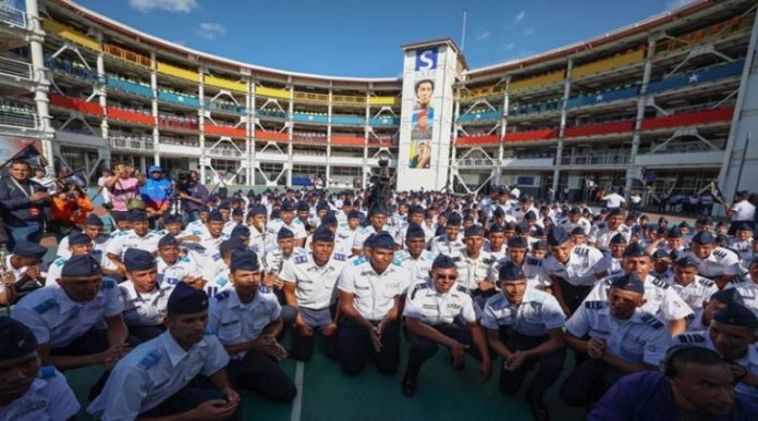 Cabello: UNES cumple 16 años siempre por el camino de Chávez