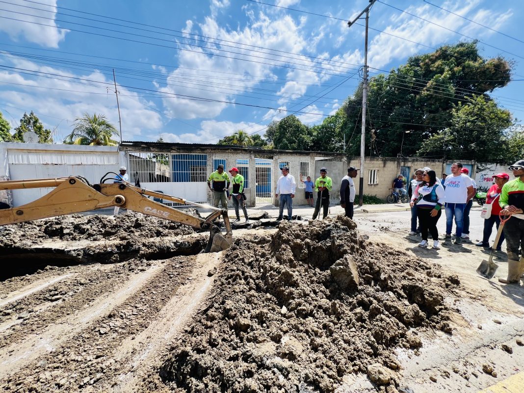 aguas servidas-colectores-sistema de drenaje-Diego Ibarra-